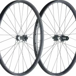 26 Zoll MTB Laufradsatz DT Swiss 350 Straightplull Naben + Stans NoTubes ZTR Crest MK4 Felge